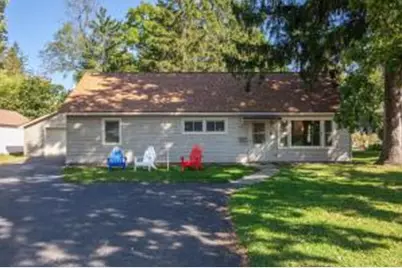 719 S Main St, Oconomowoc, WI 53066 - Photo 1