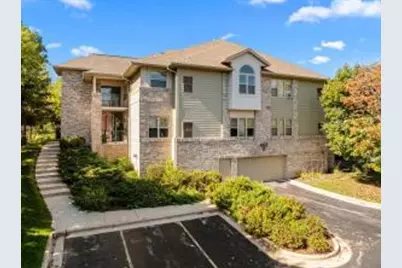 460 N Silverbrook Dr, West Bend, WI 53090 - Photo 1