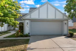 9166 N Briarwood Ct, Bayside, WI 53217 - Photo 1