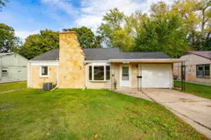 255 N Park St, Whitewater, WI 53190 - Photo 1