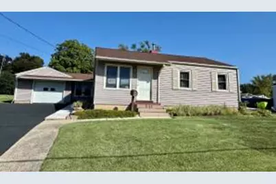 511  Phoenix St, Delavan, WI 53115 - Photo 1