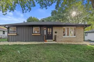 5720 S Elaine Ave, Cudahy, WI 53110 - Photo 1