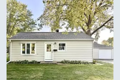 417  Atkinson St, Mukwonago, WI 53149 - Photo 1