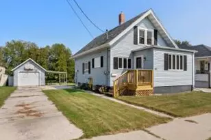 1024 24th St, Two Rivers, WI 54241 - Photo 1