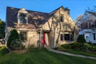2544 N 94th St, Wauwatosa, WI 53226 - Photo 1