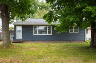 2933 Birch St, La Crosse, WI 54601 - Photo 1