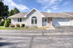 1779 W 5th Ave, Oshkosh, WI 54902 - Photo 1