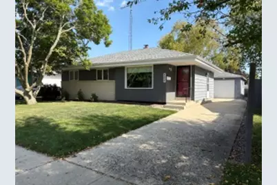 2525  Donna Ave, Racine, WI 53404 - Photo 1