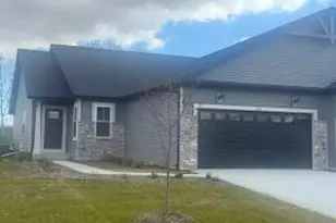 502 Golf Dr, Jefferson, WI 53549 - Photo 1