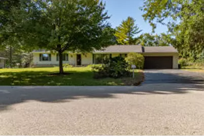 W226N8107  Longview Dr, Lisbon, WI 53089 - Photo 1