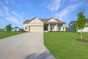 1760 Cobblestone La, Lake Geneva, WI 53147 - Photo 1