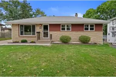 3963 N 98th St, Milwaukee, WI 53222 - Photo 1