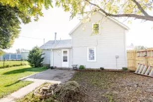 103 Jackson St, Reeseville, WI 53579 - Photo 1