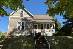 521 Center St, Kewaunee, WI 54216 - Photo 1