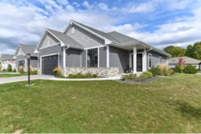 7821 W Stone Ridge Dr, Lannon, WI 53046 - Photo 1