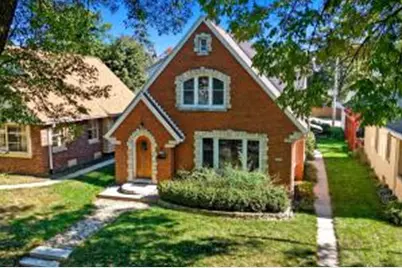 2808 N Sholes Ave #2808A, Milwaukee, WI 53210 - Photo 1