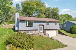 2300 Norwood Dr, Waukesha, WI 53188 - Photo 1