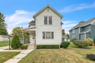 20 Elizabeth St, Plymouth, WI 53073 - Photo 1