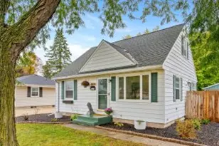 1014 1st Ave, Grafton, WI 53024 - Photo 1