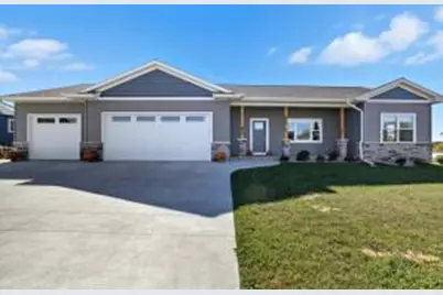 608 E Clancy St, Jefferson, WI 53549 - Photo 1