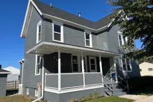 2522 Lincoln Ave, Two Rivers, WI 54241 - Photo 1