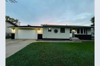 1514  Cliffview Dr, Holmen, WI 54636 - Photo 1