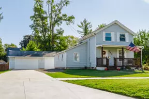 901 S 8th St, Watertown, WI 53094 - Photo 1