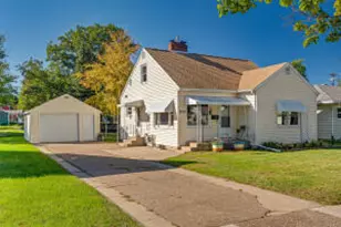 2114 Losey Blvd, La Crosse, WI 54601 - Photo 1