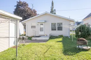 612 Elm St, Watertown, WI 53098 - Photo 1
