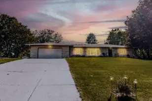 1393 Harris Dr, Waukesha, WI 53186 - Photo 1