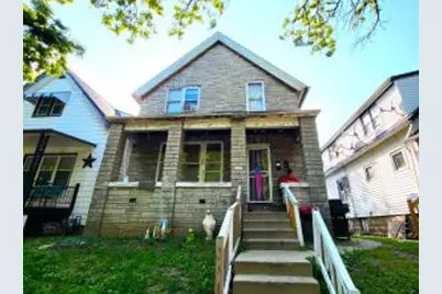 1115 S 33rd St #1115A, Milwaukee, WI 53215 - Photo 1