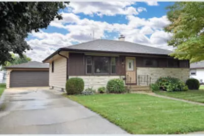 2923  Maryland Ave, Racine, WI 53403 - Photo 1