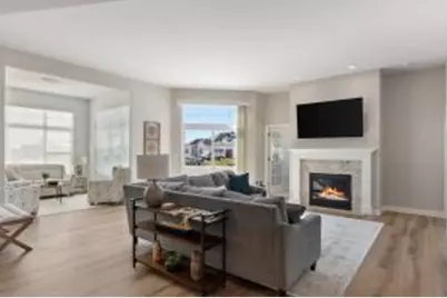 901  Mary Grace Ct, Grafton, WI 53024 - Photo 1