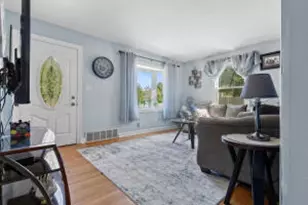 1747 S 92nd St, West Allis, WI 53214 - Photo 1