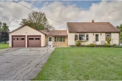 3010  100th Ave, Somers, WI 53144 - Photo 1