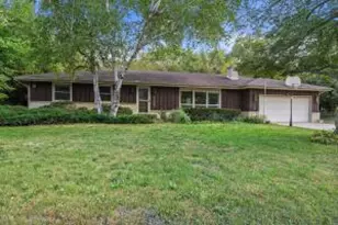 5506 82nd St, Pleasant Prairie, WI 53142 - Photo 1