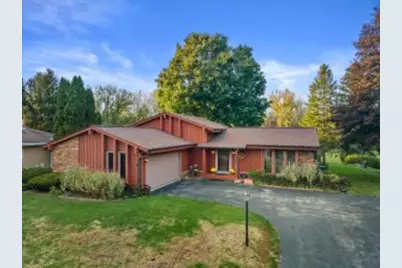 6980  Horizon Dr, Greendale, WI 53129 - Photo 1