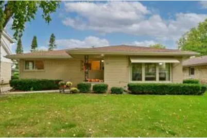 3013 S 82nd St, West Allis, WI 53219 - Photo 1