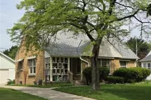 5525 N 12th St, Milwaukee, WI 53209 - Photo 1