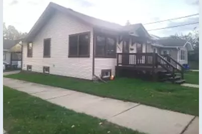 2621  Cottonwood Ct, Racine, WI 53402 - Photo 1