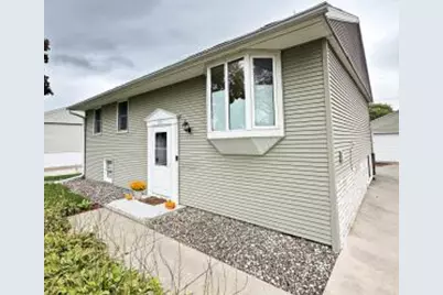 2851  29th Ct, La Crosse, WI 54601 - Photo 1