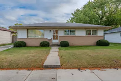 2721  Brentwood Rd, Racine, WI 53403 - Photo 1