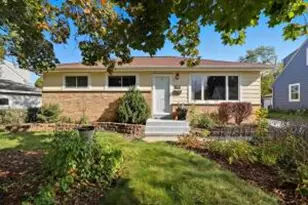 329 Parkfield Dr, West Bend, WI 53090 - Photo 1