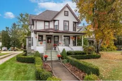 204  Branch St, Hartford, WI 53027 - Photo 1