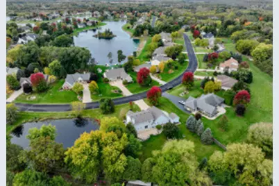 284  Sand Hill Ln, Dousman, WI 53118 - Photo 1