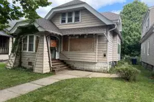 3728 N 18th St, Milwaukee, WI 53206 - Photo 1