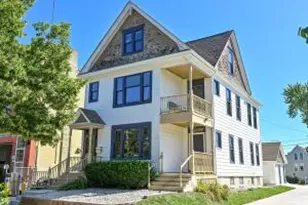 2044 N Palmer St, Milwaukee, WI 53212 - Photo 1