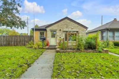 1124  Kingston Ave, Racine, WI 53402 - Photo 1