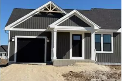 W219N16248  Primrose Ct, Jackson, WI 53037 - Photo 1