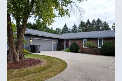 6113  Independence Rd, Racine, WI 53406 - Photo 1